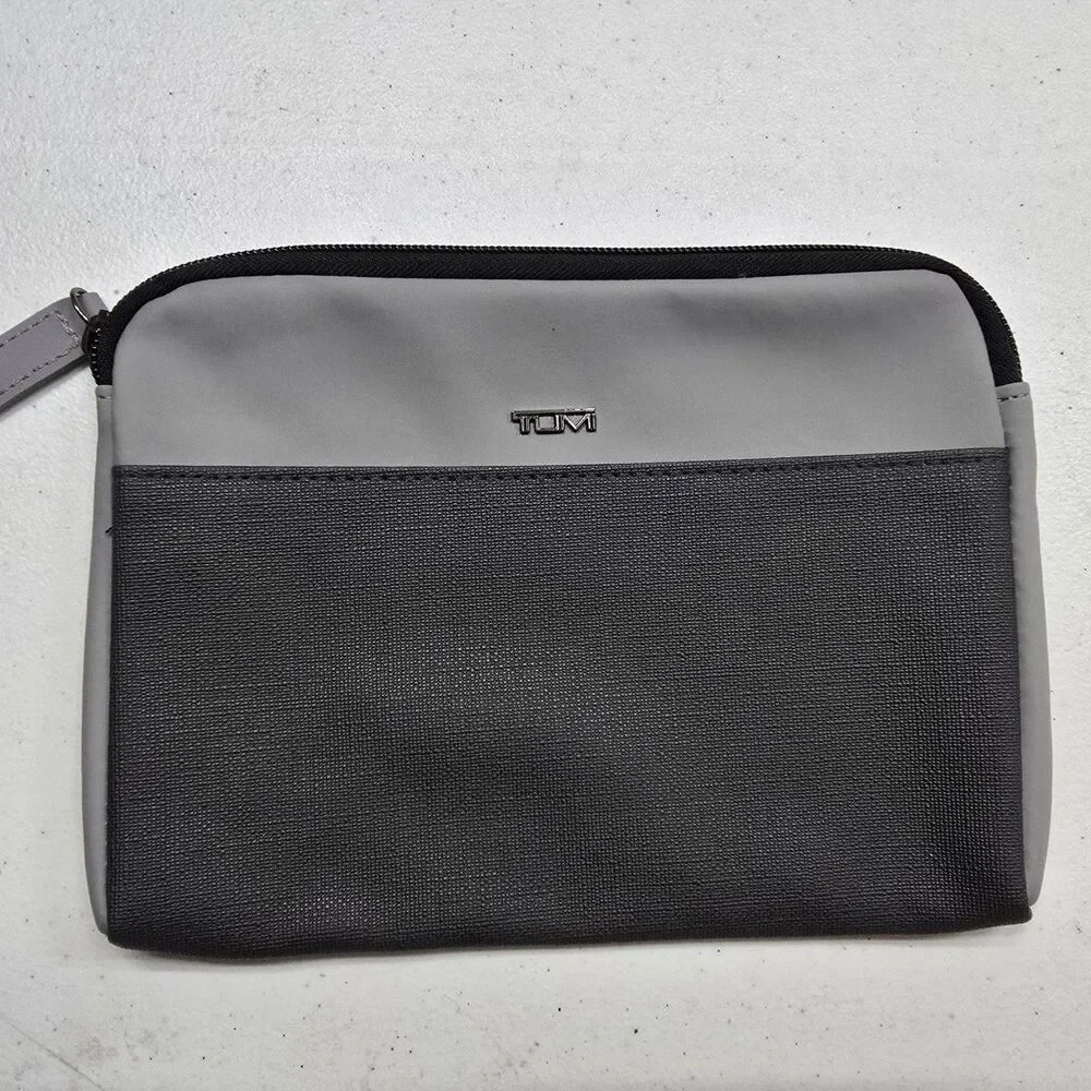 Tumi For Delta Accessory Travel Bag Pouch Gray 8x6 Zip Close